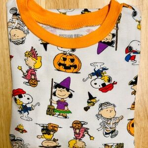 Unisex Peanuts Halloween Kids Pajama Set in White with Orange Cuffs Age 6
